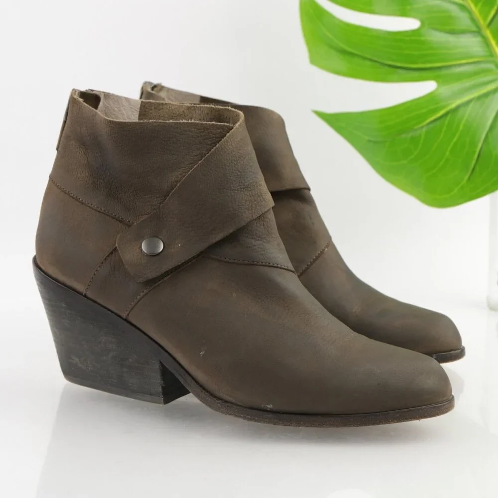 Eileen Fisher Womens Tag Boots Size 9 Brown Oiled Leather Booties Block Heel Zip